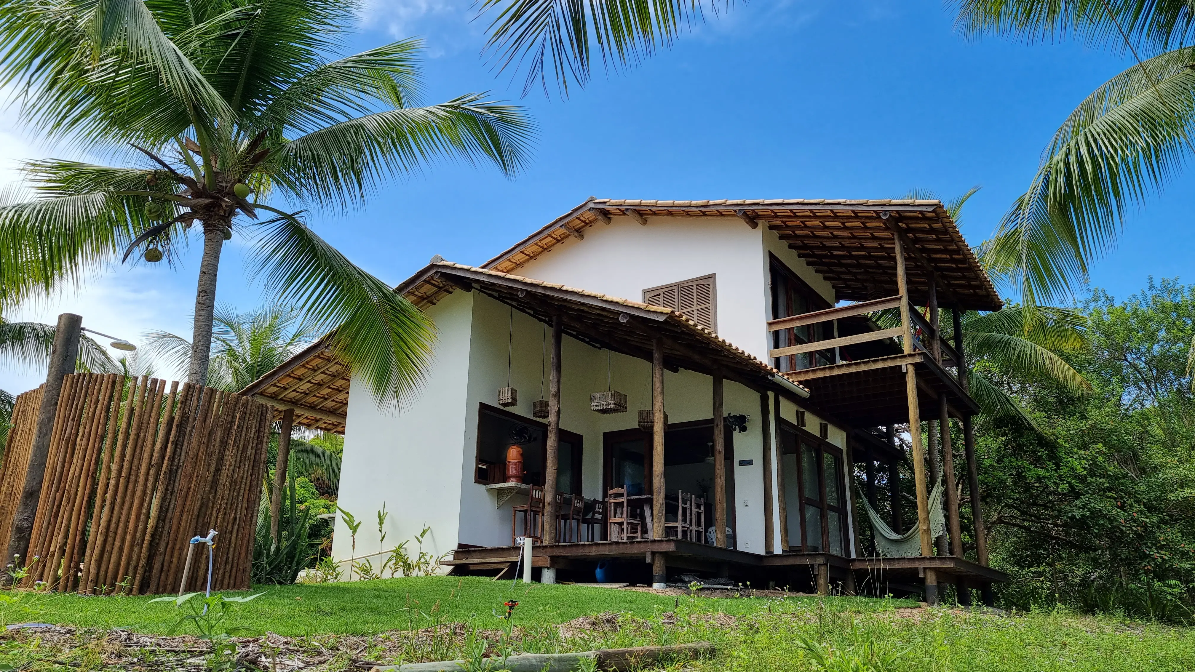 Casa das Aroeiras, em Algodões